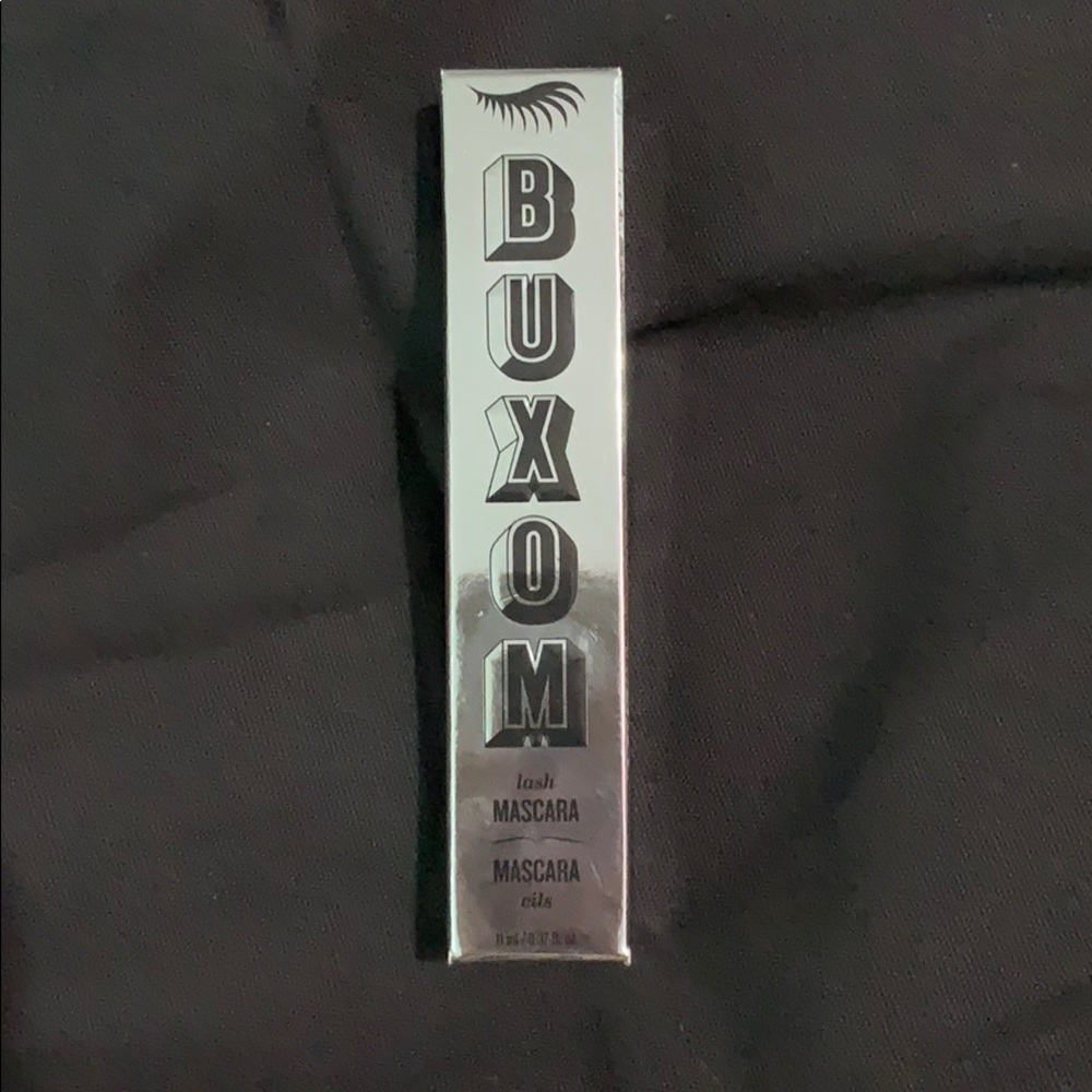 Buxom lash mascara